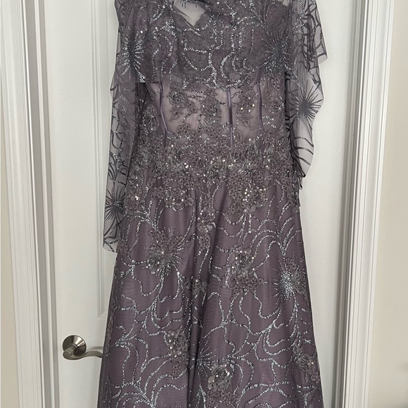 Jovani strapless gown - Picture 6 of 8